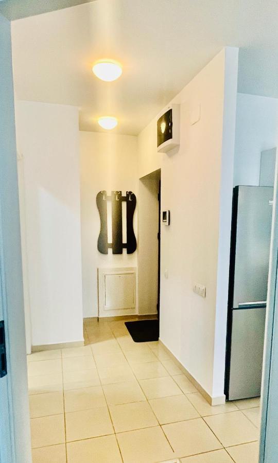 Apartament Rose Garden Apartment บูคาเรสต์ ภายนอก รูปภาพ