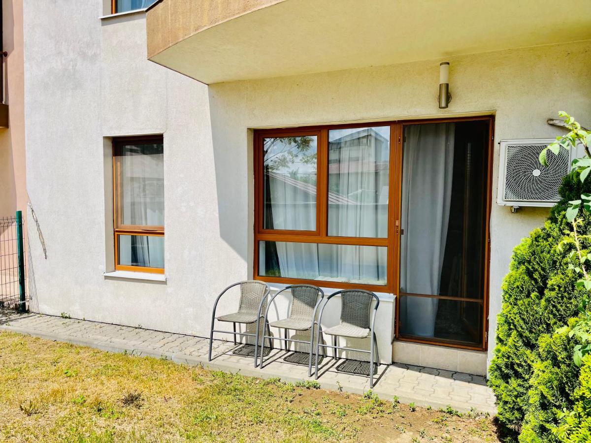 Apartament Rose Garden Apartment บูคาเรสต์ ภายนอก รูปภาพ
