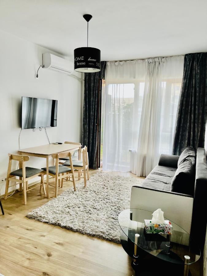 Apartament Rose Garden Apartment บูคาเรสต์ ภายนอก รูปภาพ